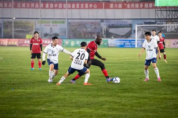 久久香蕉国产线熟妇人妻拉开问题解决能力差距的，从来不是经验 